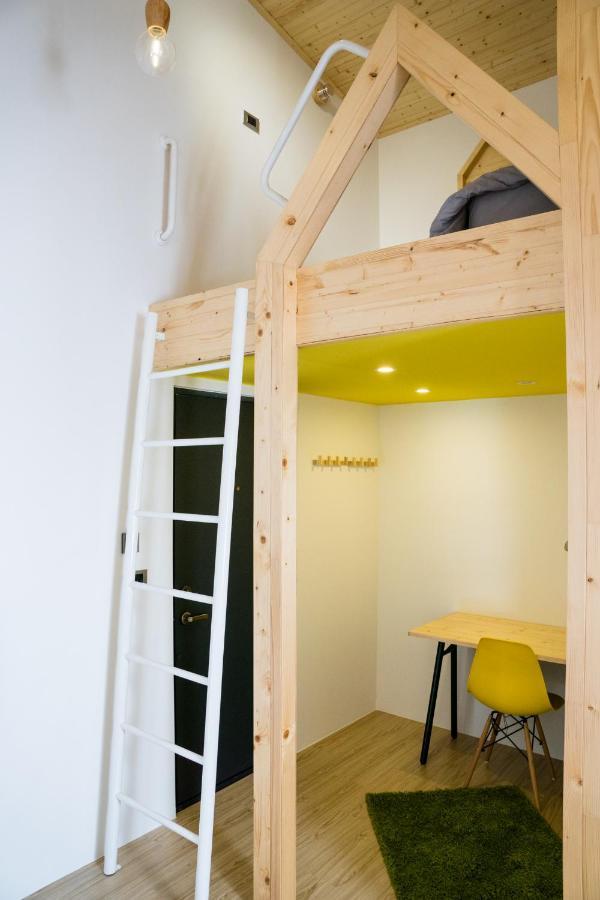Loft Wo Design Inn Tainan Buitenkant foto