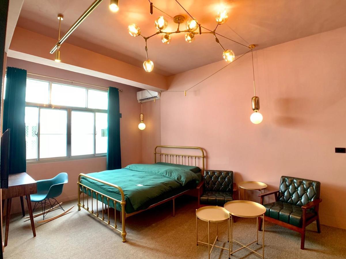Loft Wo Design Inn Tainan Buitenkant foto