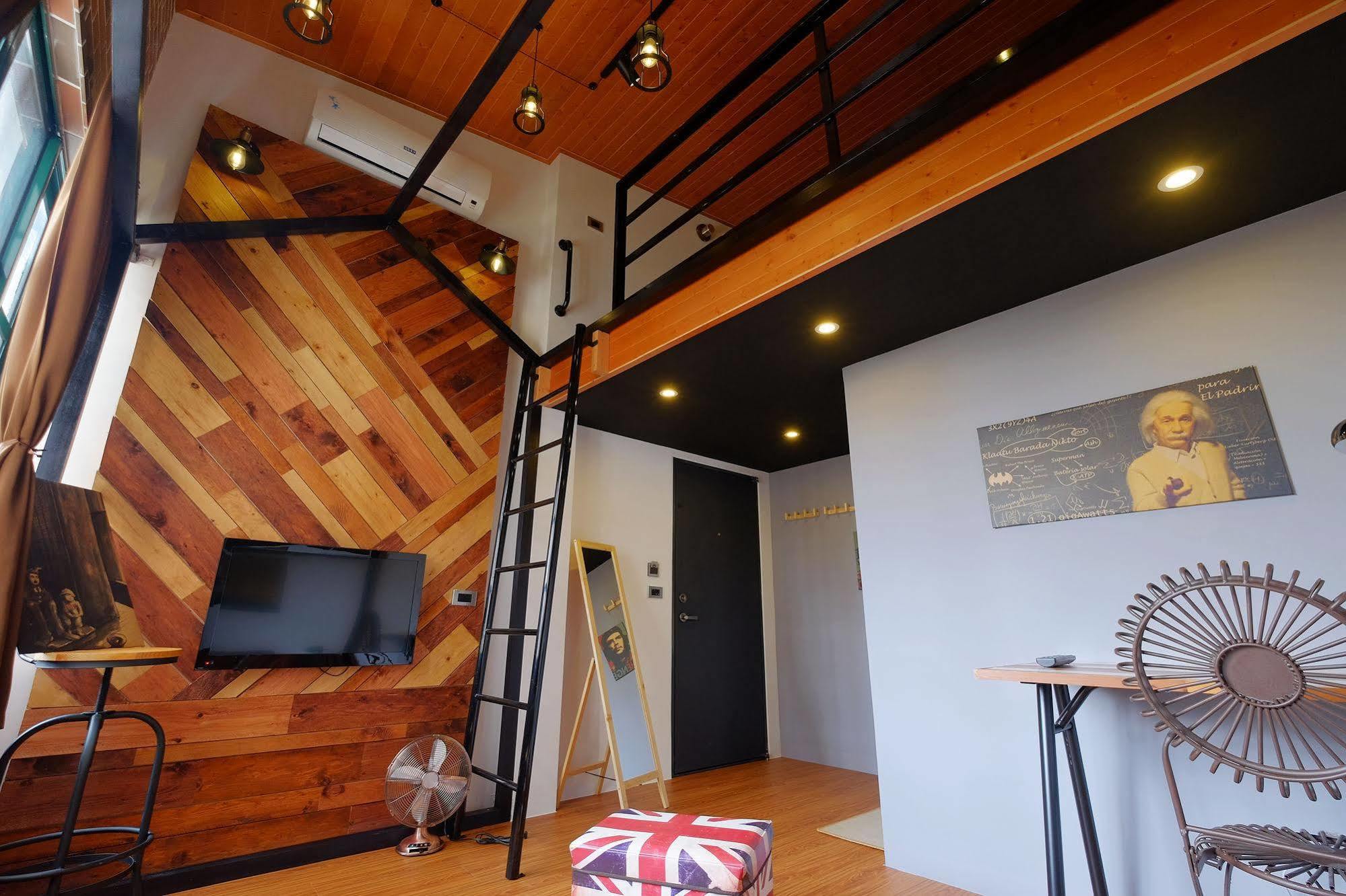 Loft Wo Design Inn Tainan Buitenkant foto