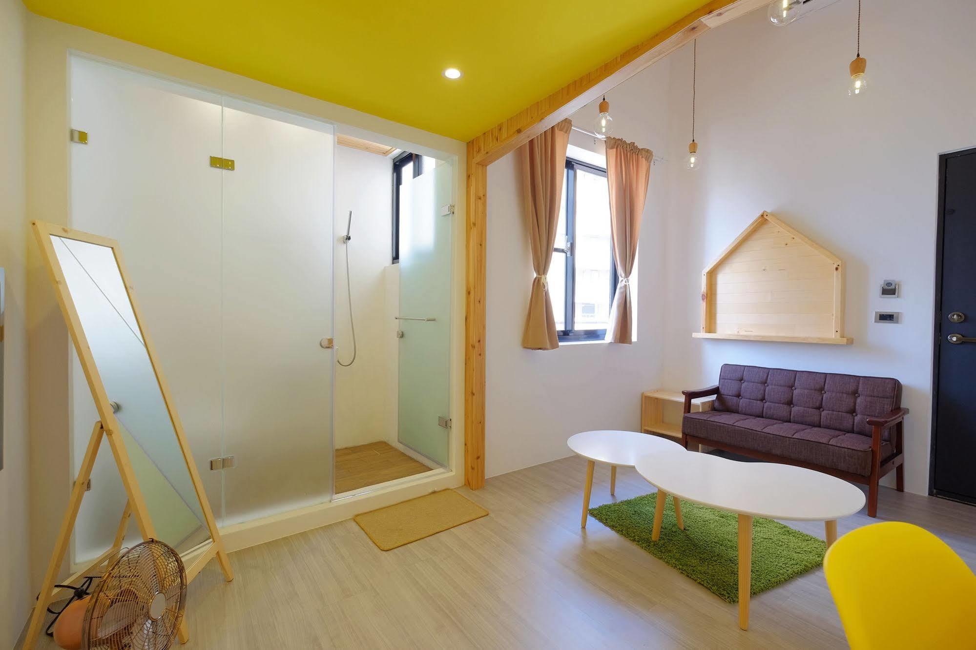 Loft Wo Design Inn Tainan Buitenkant foto