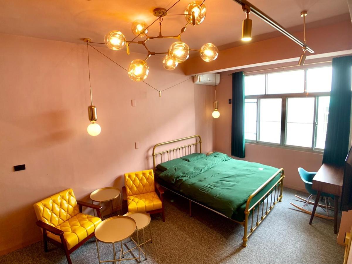 Loft Wo Design Inn Tainan Buitenkant foto